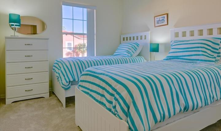 Florint Pool Homes Four Corners Rum bild